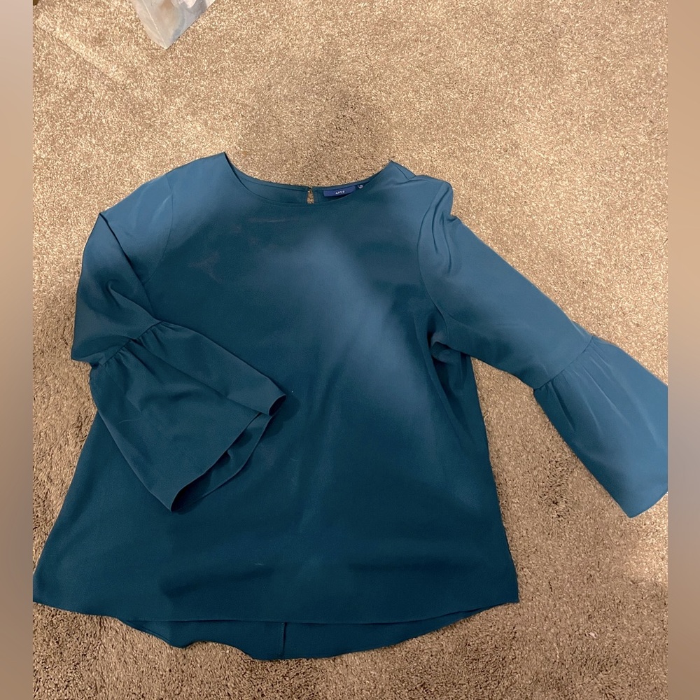Teal, 3/4 length bell sleeve blouse